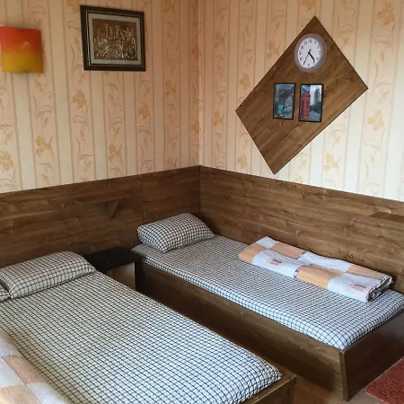 Ragad Hotel *